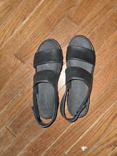 Skechers Luxe Foam Sandals Size 10