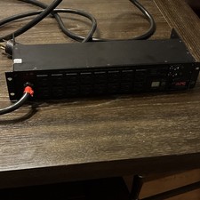 APC Metered Rack PDU 16-Outlet 120V 24A Rack Mount   ILPL 885-2958 REV 1 L5-20P