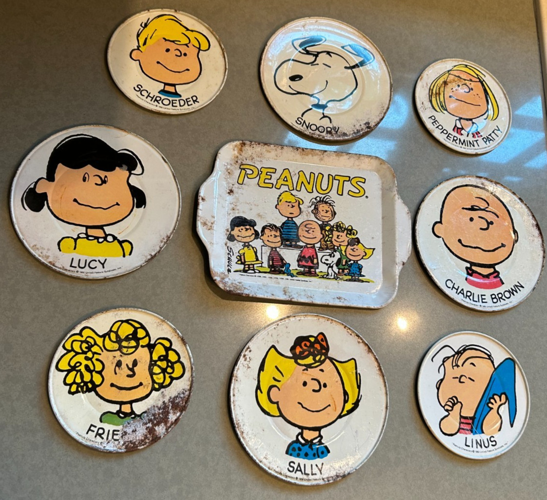 Vintage 50s 60s PEANUTS COMICS Rusty Tin Dishes 9 PCS Snoopy Charlie Brown Lucy