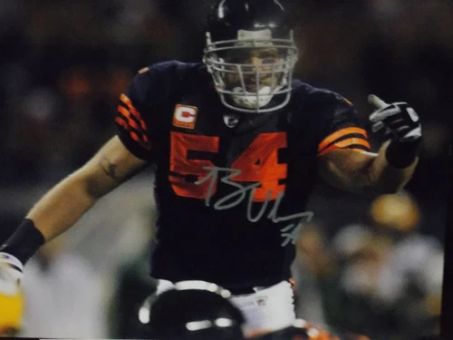 BRIAN URLACHER CHICAGO BEARS signed Autographed 8x10 Photo COA!