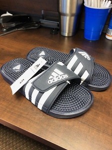 adidas sliders size 5