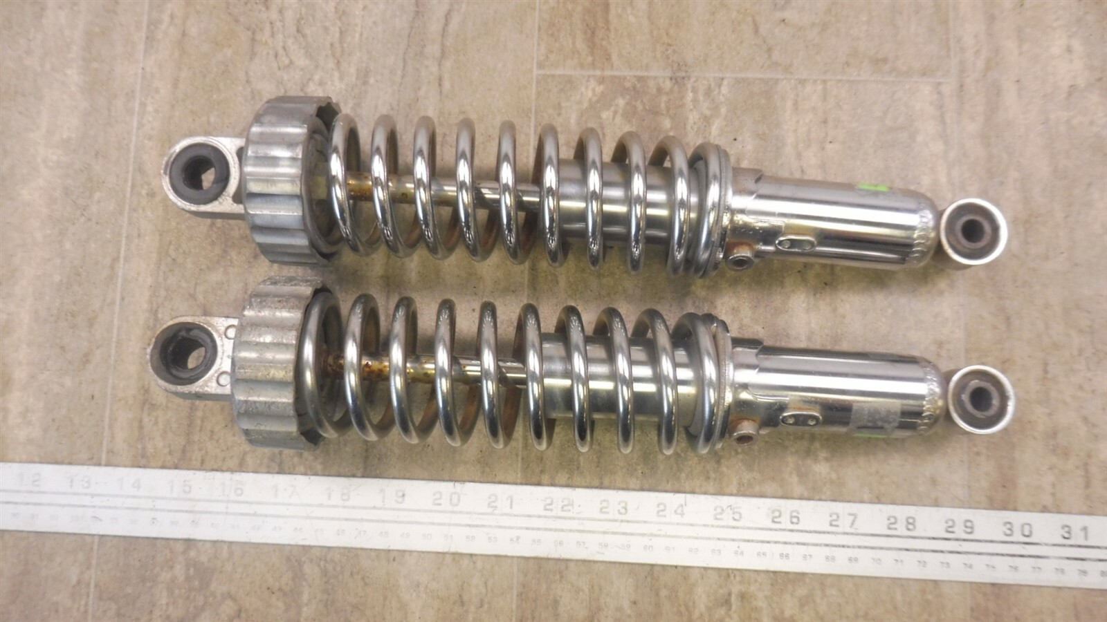 1981 Kawasaki KZ650 K4471) rear shocks suspensions 1 eBay