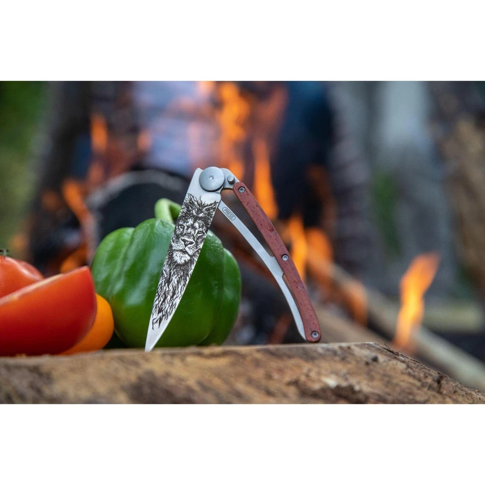 deejo - Navaja de bolsillo plegable ultraligera con clip para cinturón - 1,3 oz madera de coral V... Foto 4 de 4