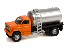 1982 Chevrolet C-60 Fertilizer Truck Orange 1:64 Scale Model - Greenlight 45140A