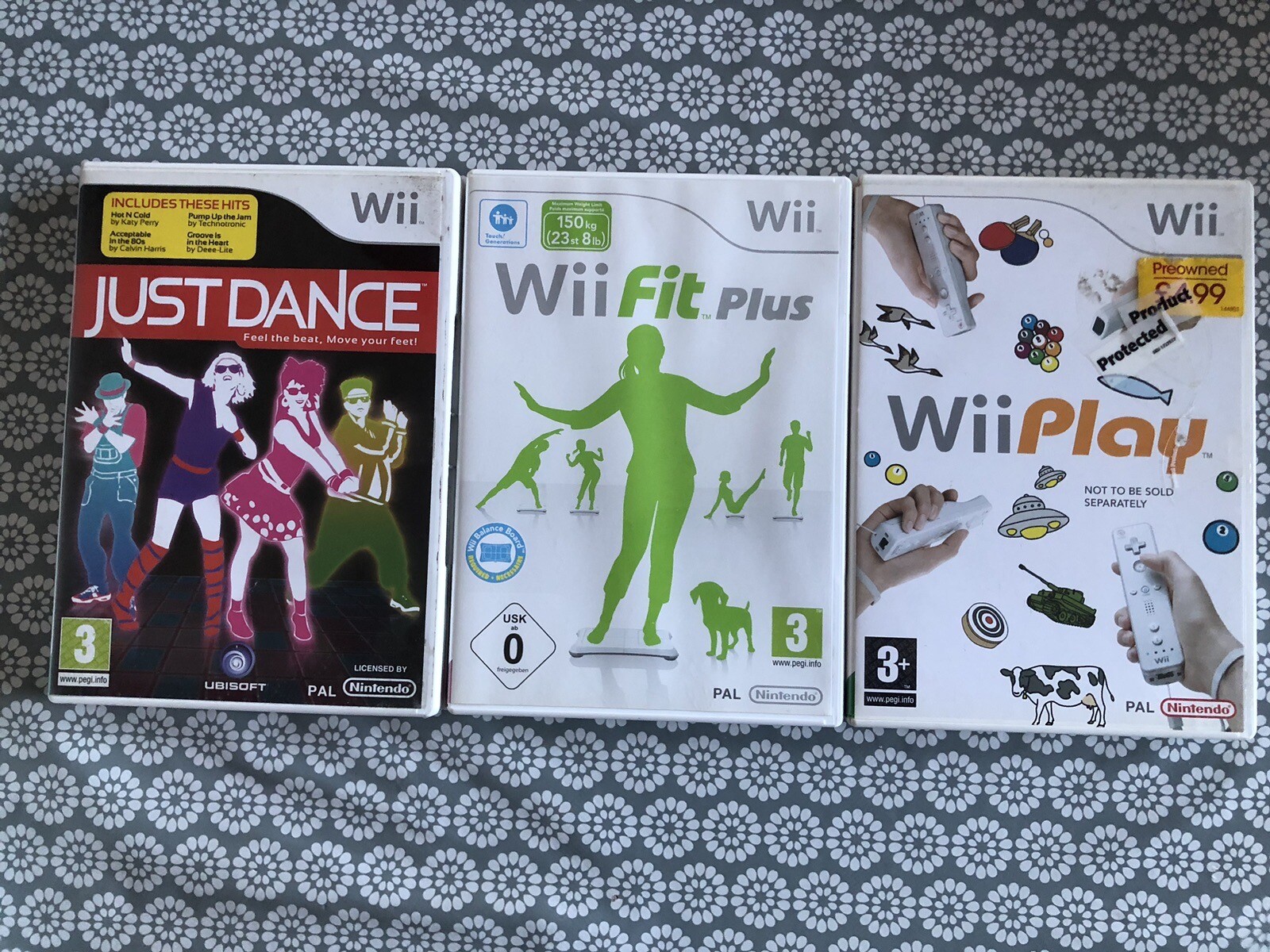 Nintendo Wii Console & Wii Fit Bundle, 10 GAMES Inc Mario Kart