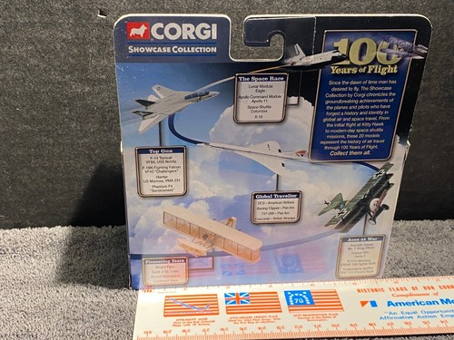 CORGI 100 YEARS OF FLIGHT SPACE SHUTTLE COLUMBIA DIECAST REPLICA MODEL - Picture 4 of 5