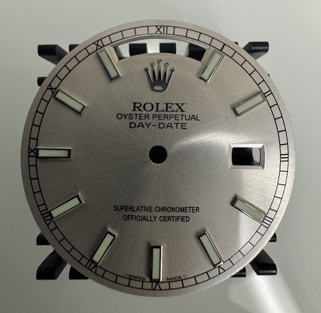 ἦUᾪるるぶ MagazineἋὲἓ Rolex Day-Date 36mm Presidential 118239 18k White Gold
