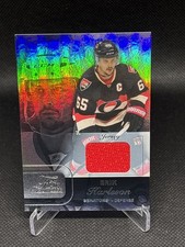 Erik Karlsson 2015-16 Fleer Showcase Flair Materials #6 - Ottawa Senators