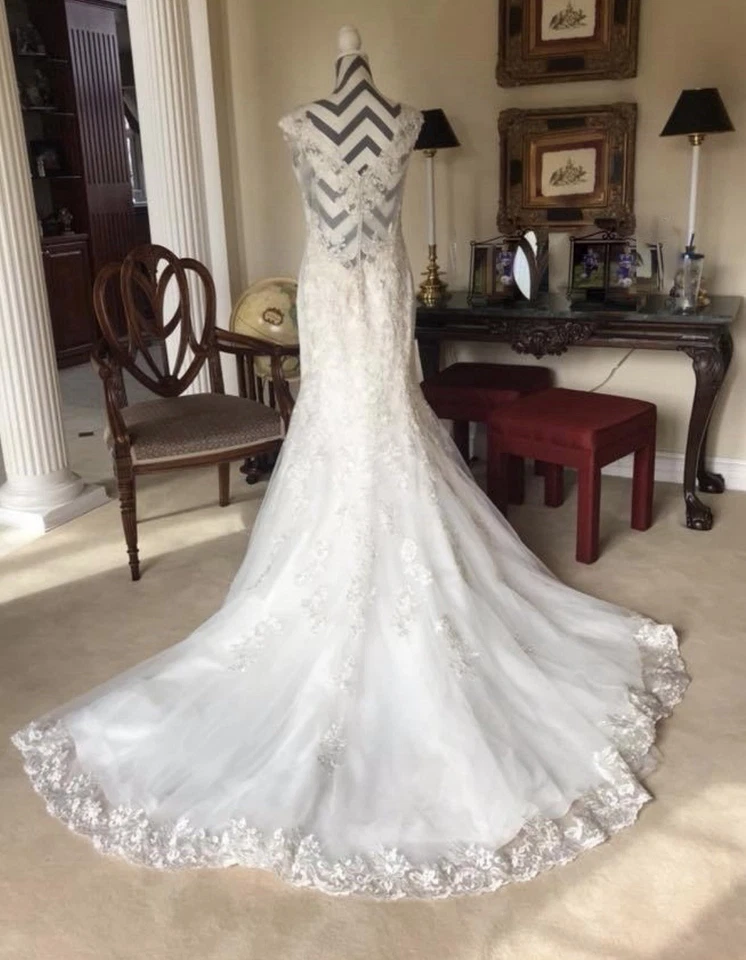 Sophia Tolli Wedding Dress Size 12 Ivory Lace - Never Worn - Image 2 of 3