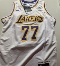 Youth LUKA DONCIC #77 YOUTH LA LAKERS  JERSEY BASKETBALL NEW never worn  - white