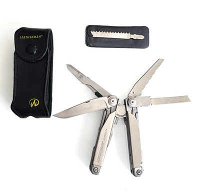 Leatherman Surge Multitool Taschenmesser in Orig Lederetui Scheide Neuwertig 1.