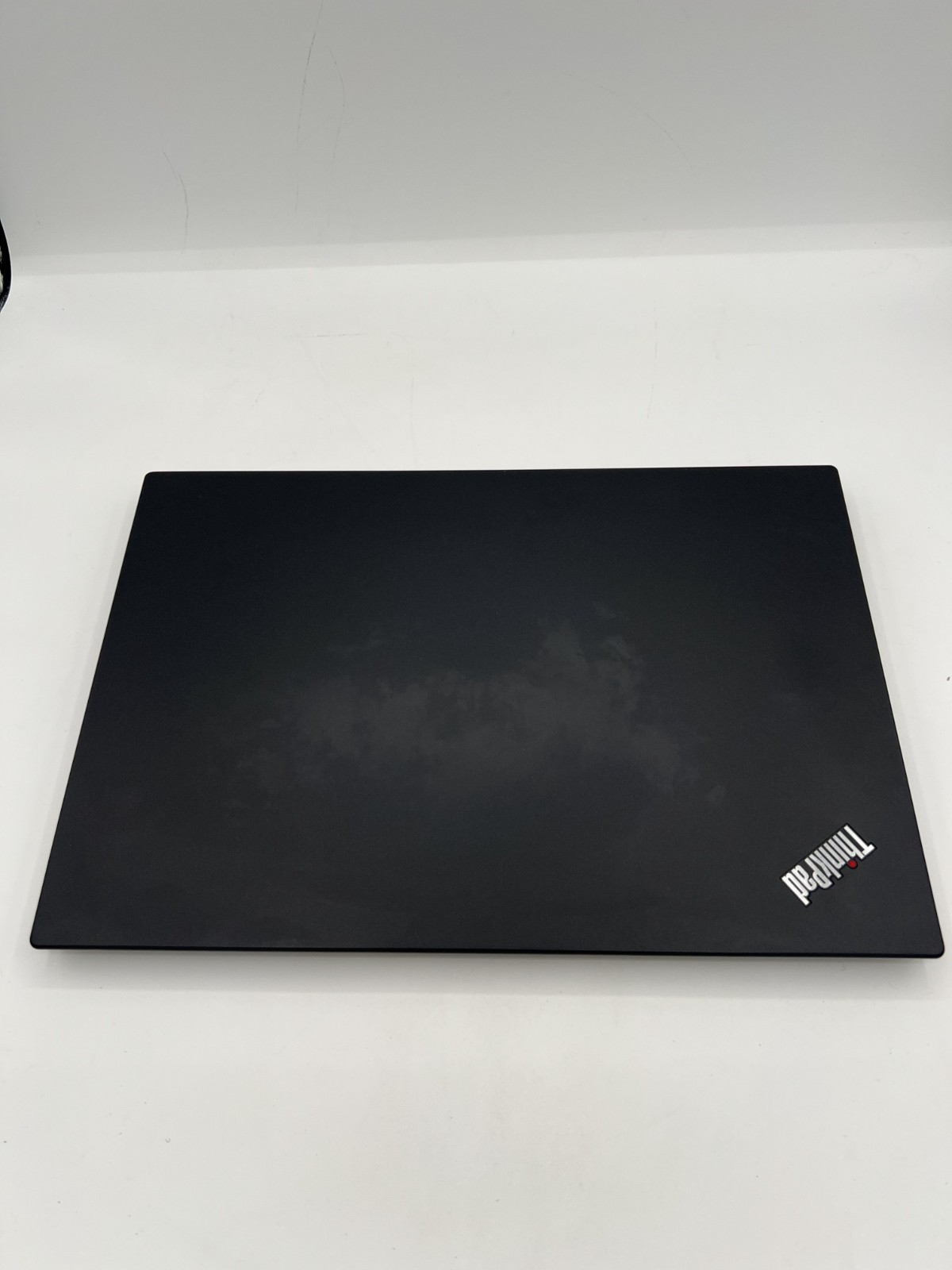 lenovo thinkpad t480s, 14-Inch Laptop, with Intel Core i5-8250U, 256 GB SSD (Solid State Drive), Windows 11 Pro