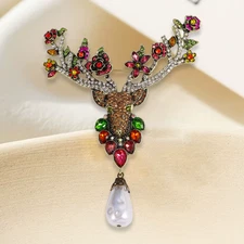 Large Vintage Reindeer Brooch Pin–Crystal Rhinestone Pearl Christmas HolidayGift