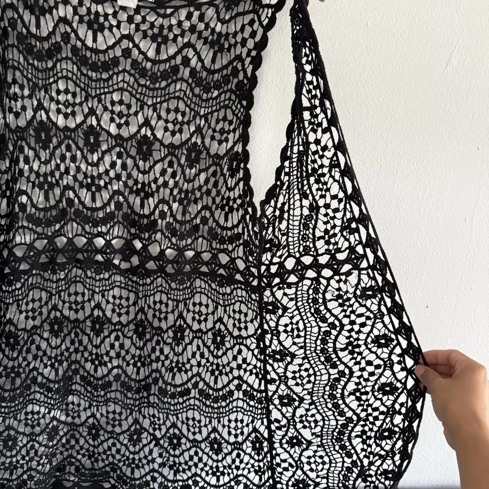 Top sin mangas de bikini de playa de ganchillo tejido Mudd negro OSFA Boho Foto 3 de 4