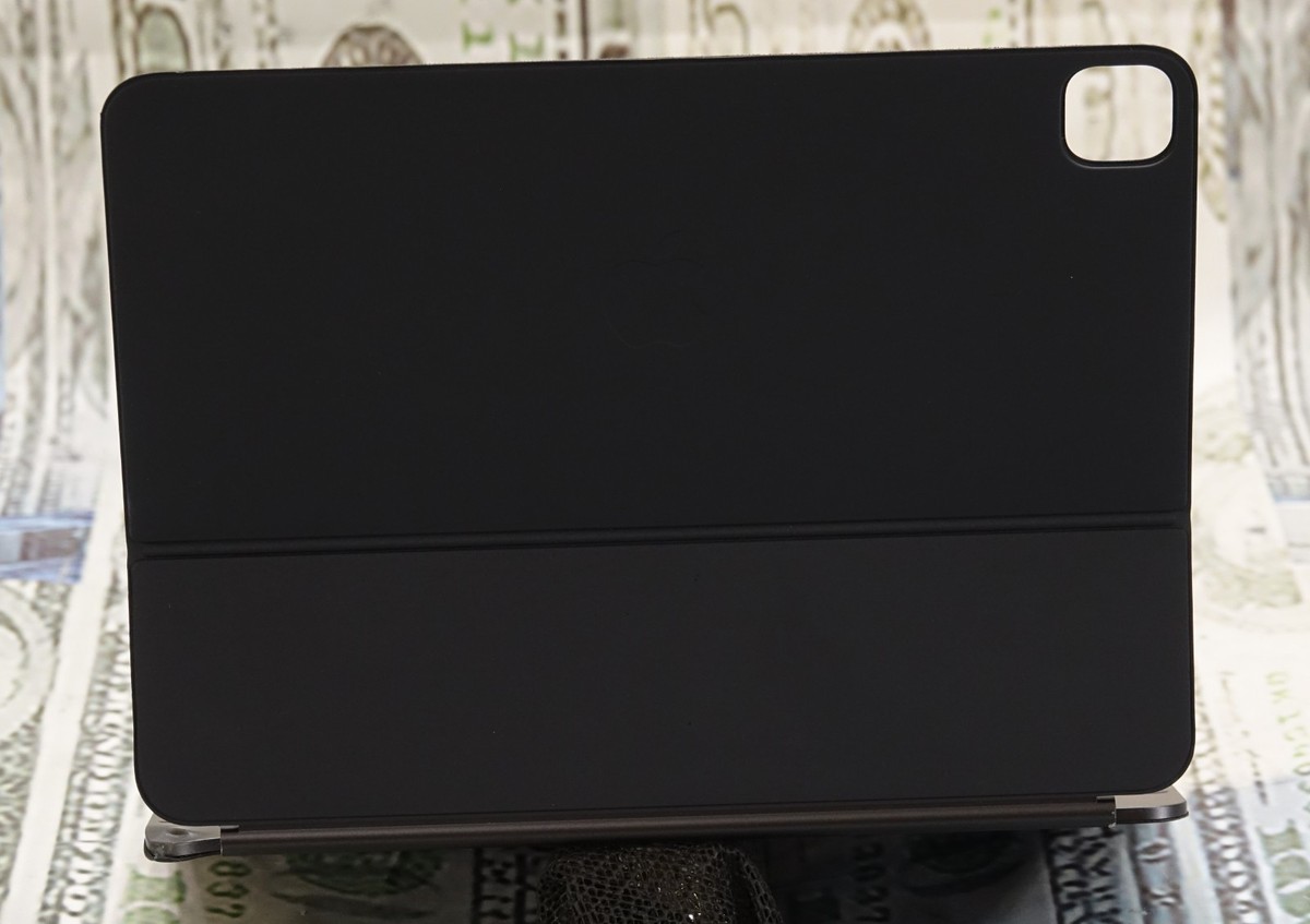 Apple Magic Keyboard iPad Pro 13 M4 M5 Black A2974 MWR53LL/A 2024