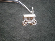 Nuvo Romany Gypsy Caravan Vintage Sterling Silver Bracelet Charm Pendant 2.0g