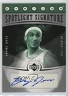 2006-07 Upper Deck Ovation Spotlight Signatures Dwayne Jones #SS-DJ Auto 4g8