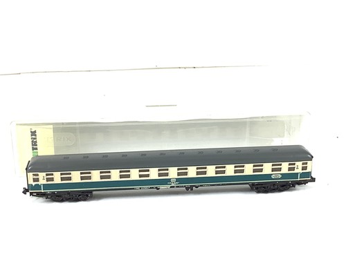 Minitrix N aus 51 1060 00 Personenwagen Schnellzugwagen 2. Klasse 70 194-1 DB | Zustand: Gebraucht