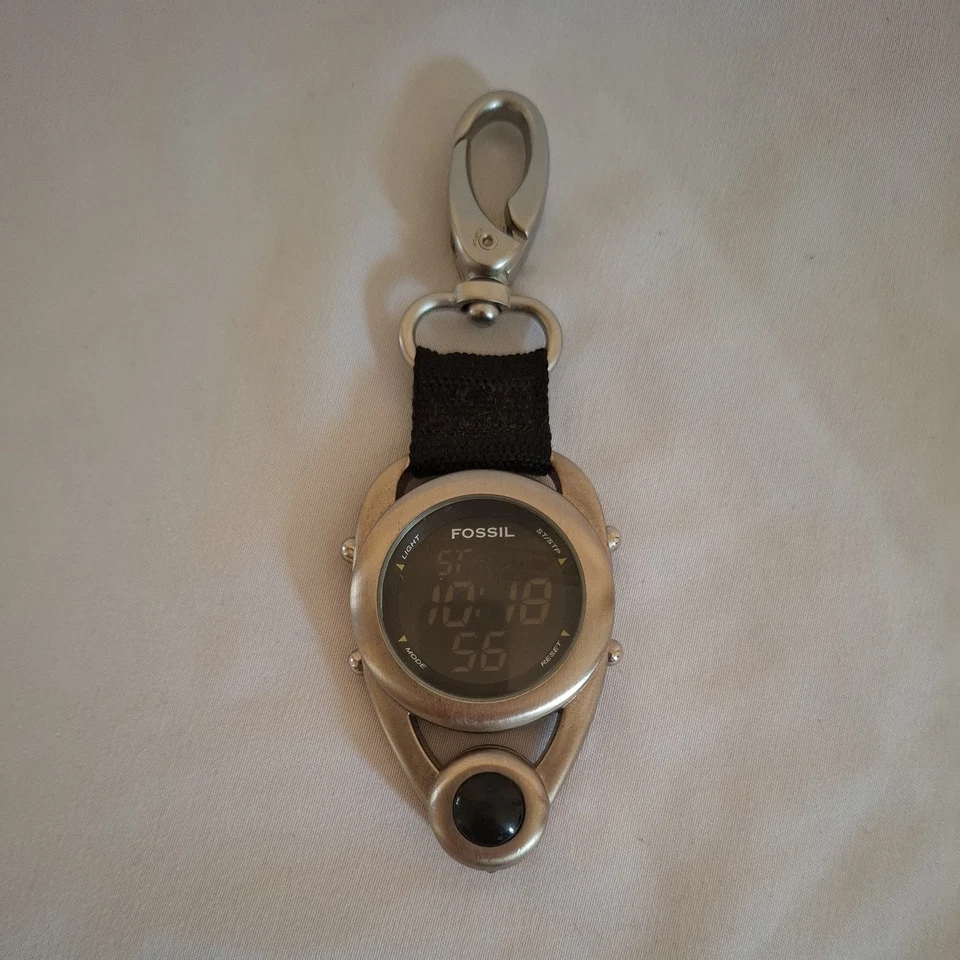 Reloj Bolsillo Digital Fossil Hombre Plata Rojo Alarma Cronógrafo A Presión Muy Raro Foto 2 de 4