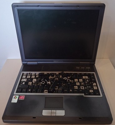 MaxData Eco 3200 x EW2 Laptop  Notebook Retro Vintage   15,4 '' Display ( 1716 )