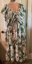 Nuevo con etiquetas Vestido Sofia Jeans By Sofia Vergara Plus para mujer cuello en V manga acampanada 3X