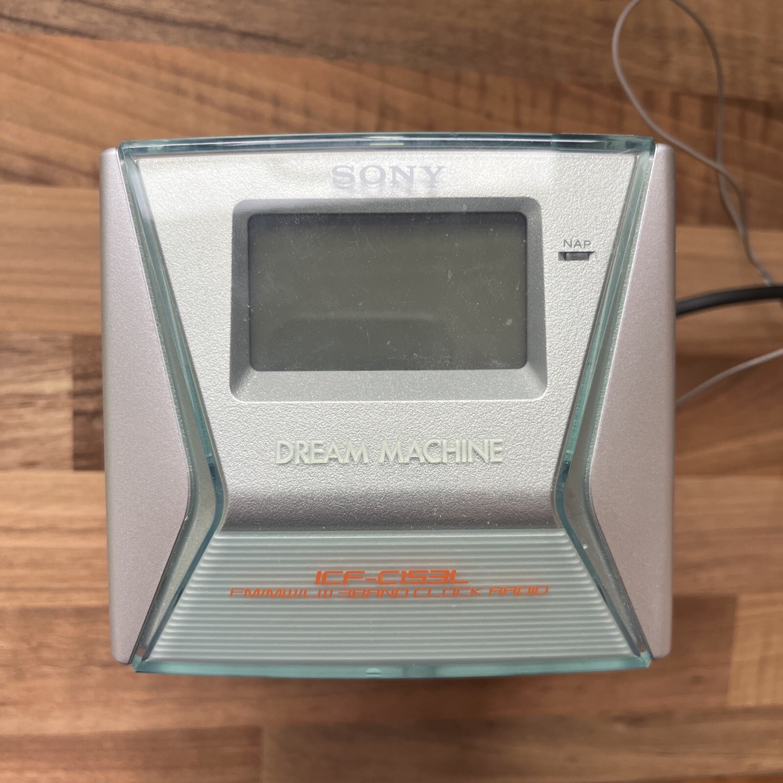 SONY DREAM MACHINE FM MW RADIO ALARM CLOCK ICFC153L FWO VGC RETRO