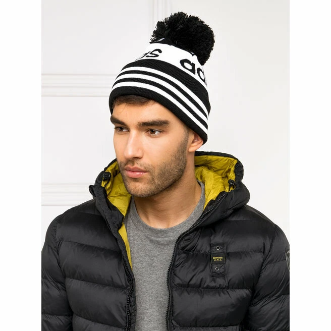 Adidas cheap pom hat