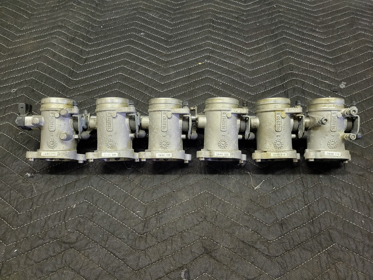 BMW E46 3Series M3 S54 Individual Throttle Bodies 13547840422 eBay