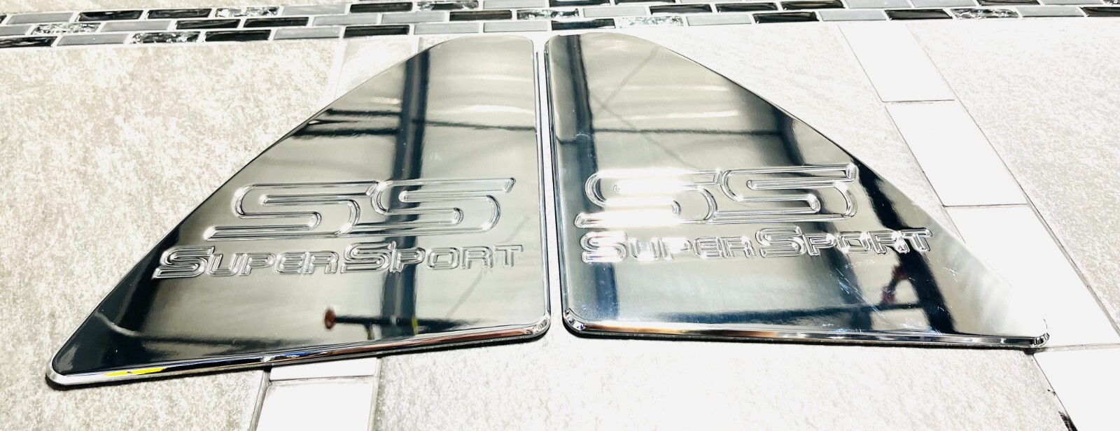 CAMARO CHROME TRUNK DECK INSERTS "SS" 2010-2014 CHEVROLET CAMARO *DISCOUNT