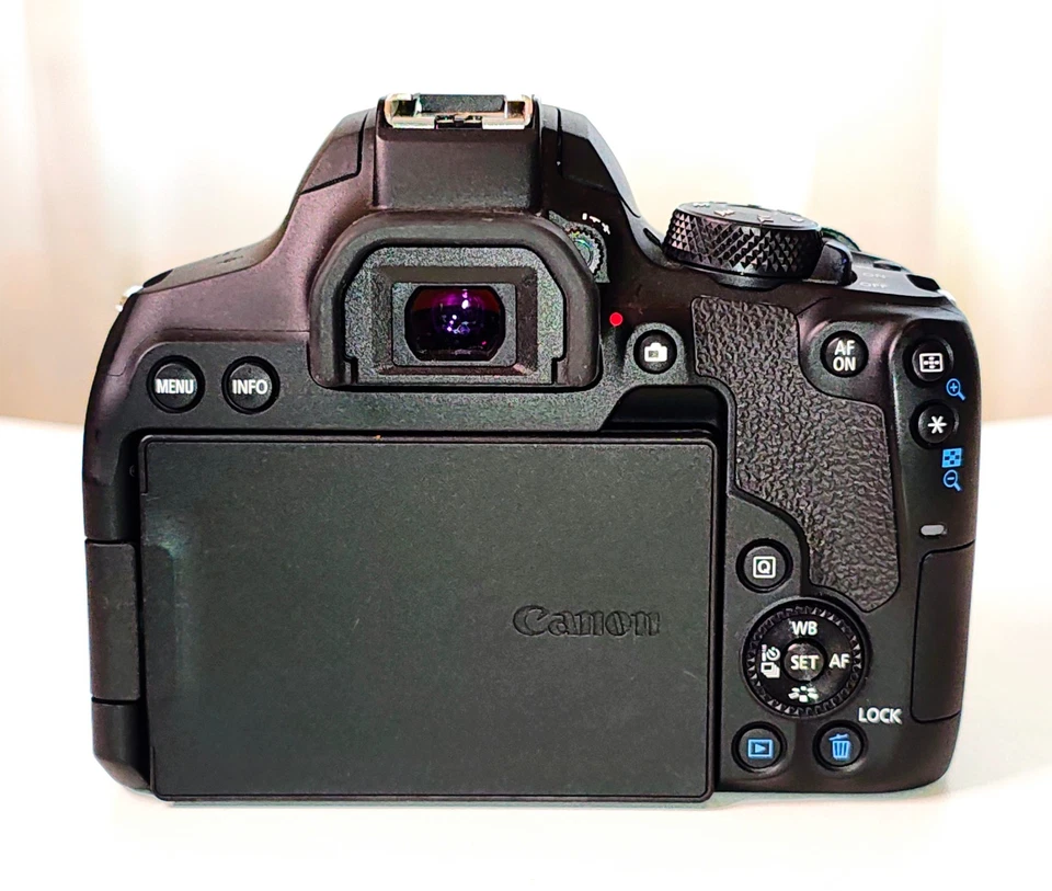 Canon EOS 850D, photo 3 of 5