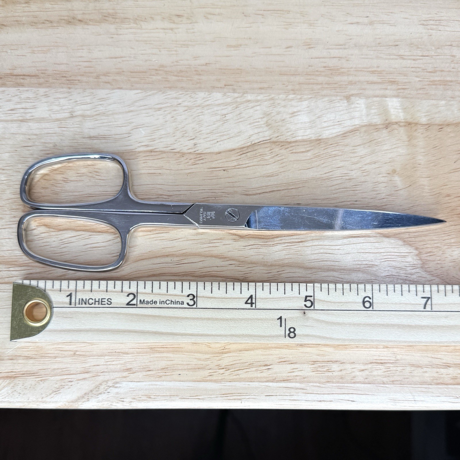 Vintage Italian Metal Scissors Italy 7 " Sharp Black Faux Leather Swivel Case