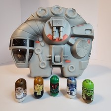 Star Wars Mighty Beanz Lot 15  Millennium Falcon Case   Boba Fett Han Yoda R2