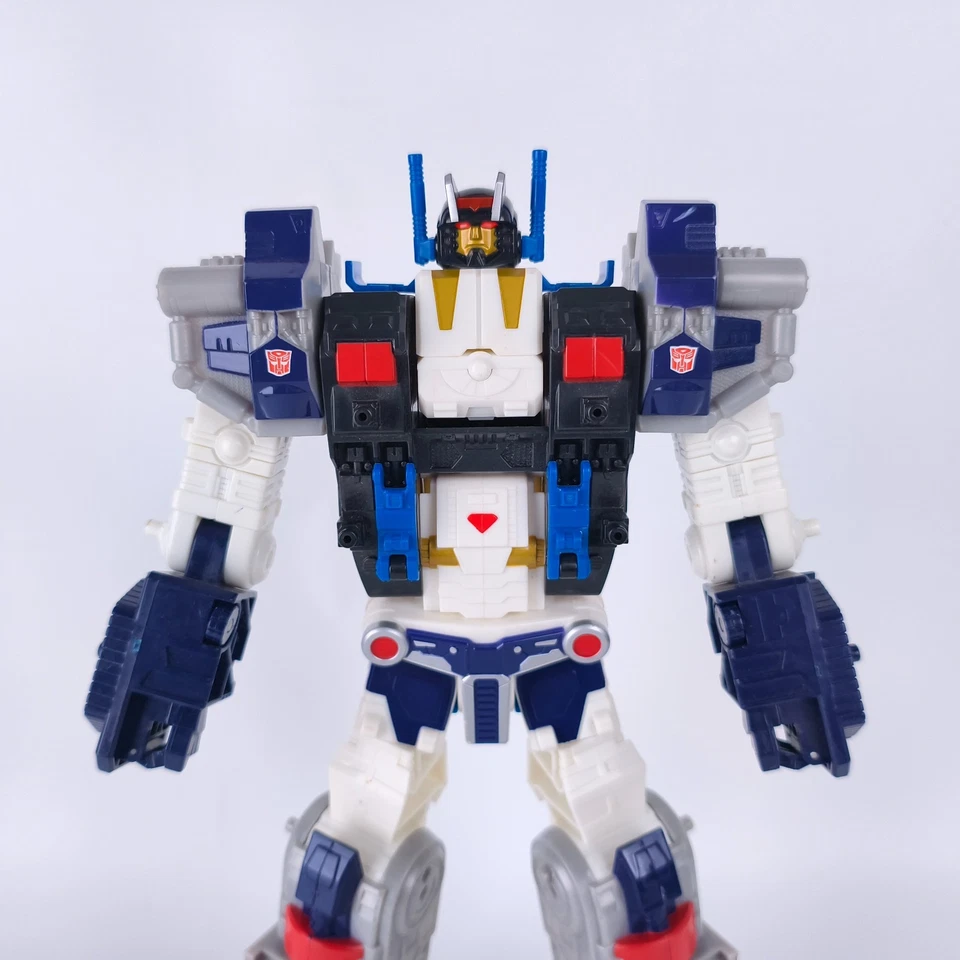 Transformers Metroplex with Drillbit Complete Cybertron Leader Class - Image 3 of 4