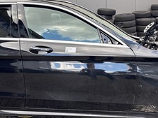 T&uuml;r rechts vorne MERCEDES-BENZ C-Klasse (W205) A2057200205
