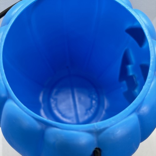 Vintage LISA FRANK Halloween Blue Pumpkin Jack O Lantern Blow Mold Pail 5.75" - Picture 5 of 6