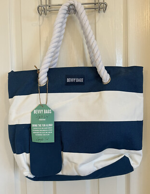 Wine  Tote Beverage Dispenser Holds 1.5 L of Wine Or Drinks NWT Bevvy Bag Beach