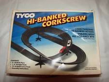Tyco 6738 Hi-Banked Corkscrew