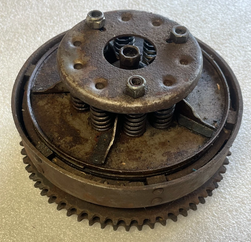 Conjunto de embrague cabeza plana original Harley Davidson 45" usado (U611) Foto 4 de 4