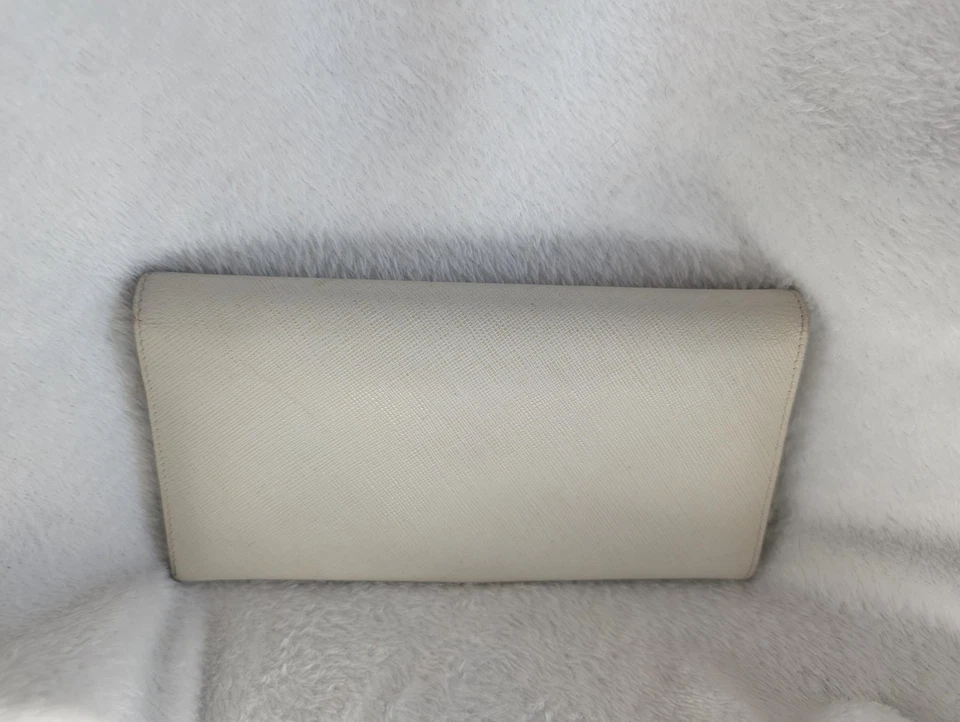 Authentic Salvatore Ferragamo White Leather Gancini Organizer - Image 3 of 4