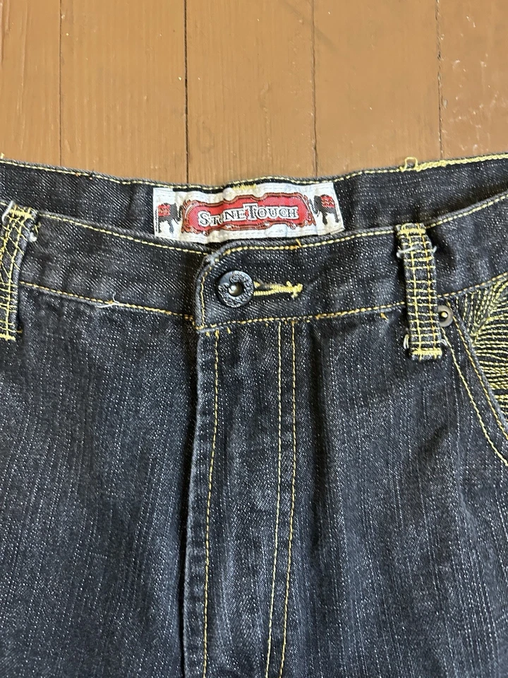 Y2K Stone Touch Dark Washed Denim Shorts Men’s Size 38 Embroidered - Image 4 of 4