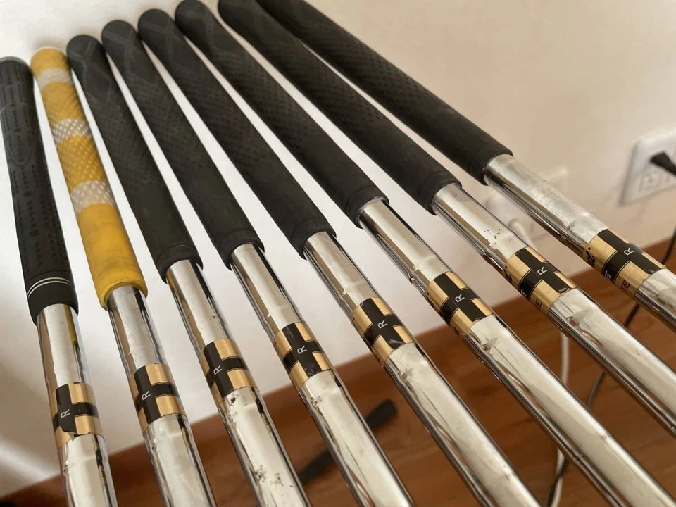 Cleveland Tour Action TA-5 Iron Set 8pcs 3-P True Temper Action Lite Flex R - Image 3 of 4