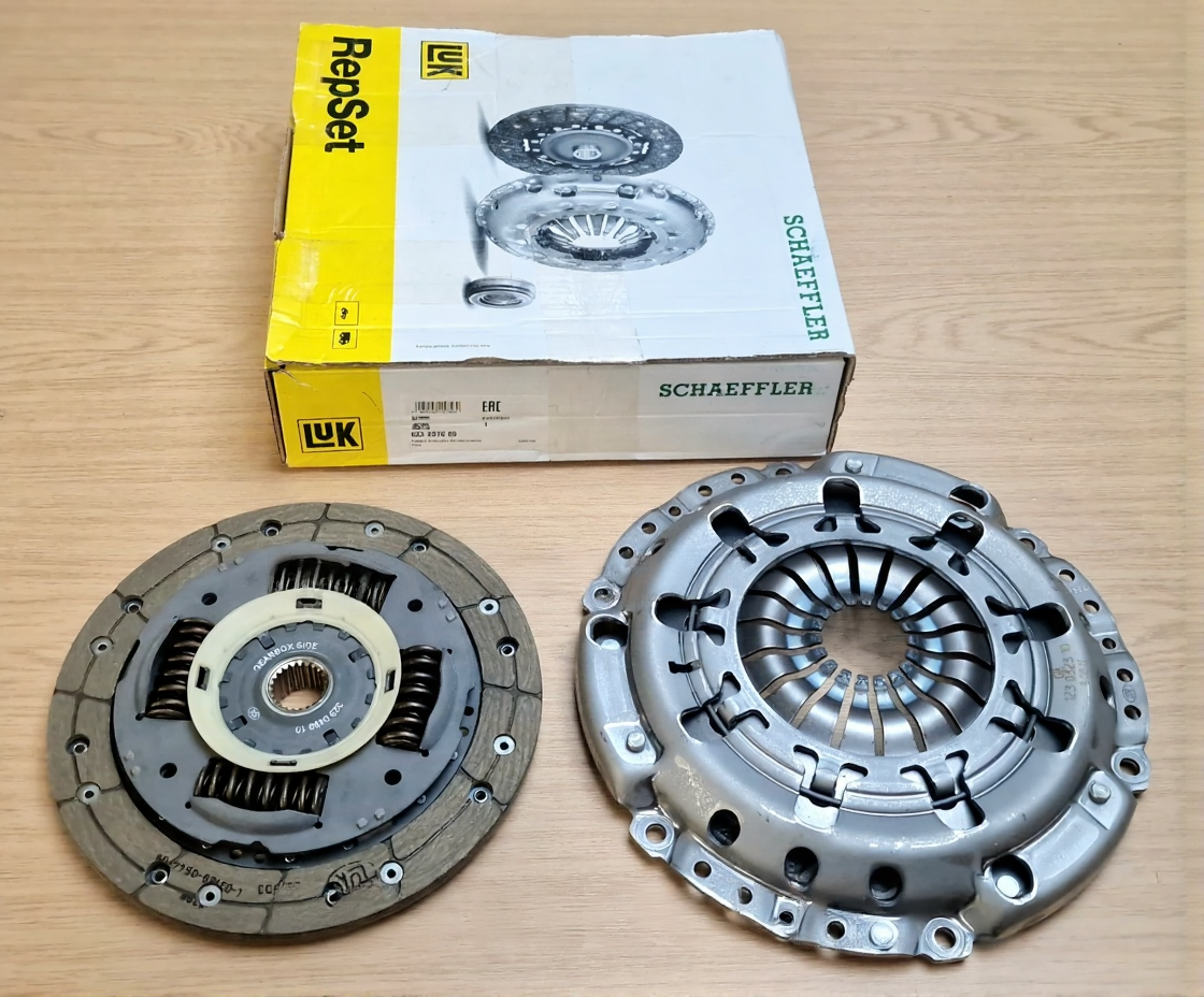 CLUTCH KIT 230mm FITS FORD FOCUS MK1 1.8 Turbo DI / TDDi LUK 623297609