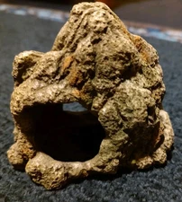 4inx4in Polyresin Cave/Rock  for Aquariums, Fish Tanks & Vivariums