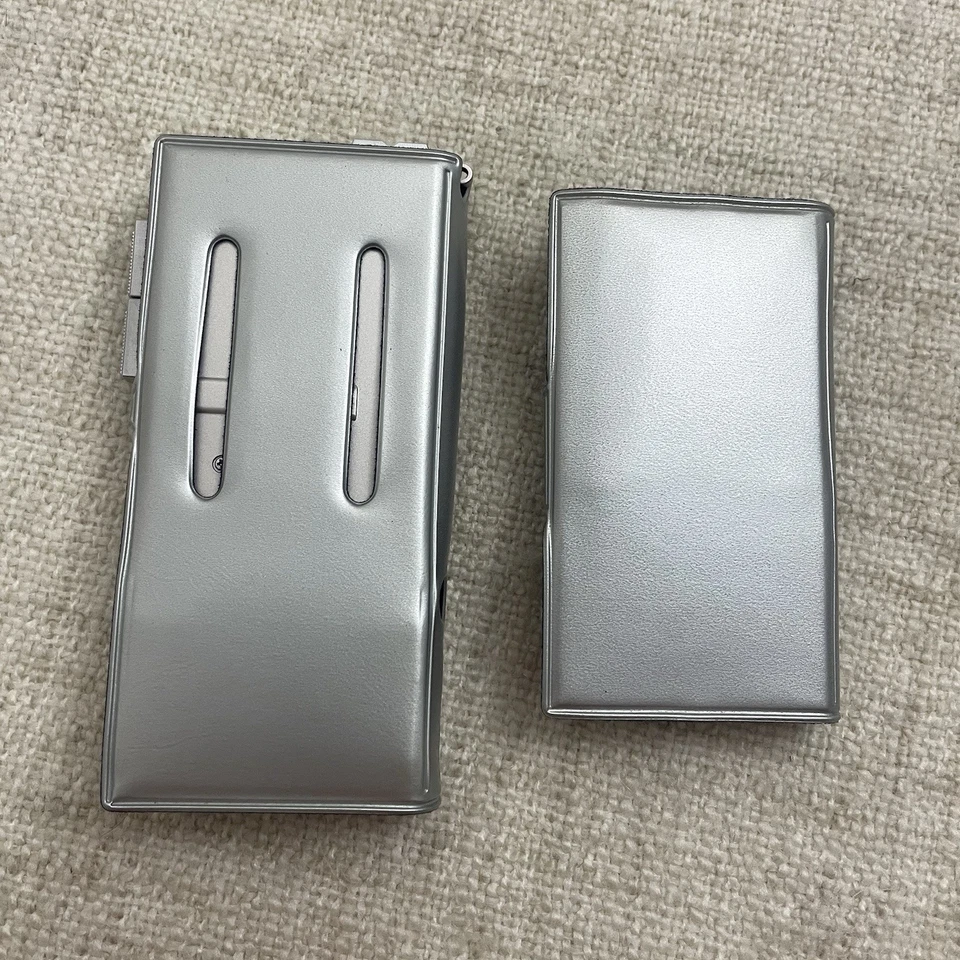 RARO Sony Micro Walkman M-50 reprodutor de microcassete estéreo + sintonizador FM MTF-50 - Imagem 2 de 4