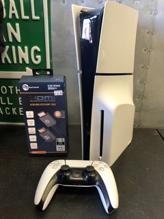 Sony PlayStation 5 Slim Disc Edition CFI 2015 825GB Game Console w/ controller