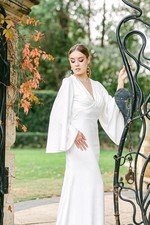 Simple Satin Wedding Dresses Mermaid V-Neck Long Sleeve Pleat Backless Gowns
