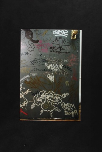 KEITH HARING DOOR GRAFFITI TAG PHOTOS BROOME STREET APARTMENT - Picture 8 of 24