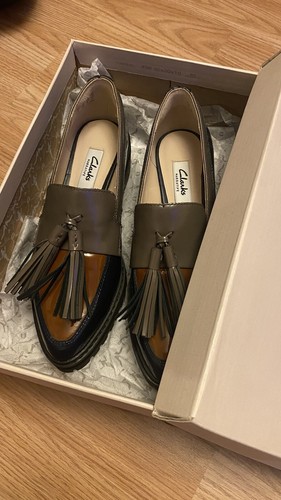 clarks narrative shoes