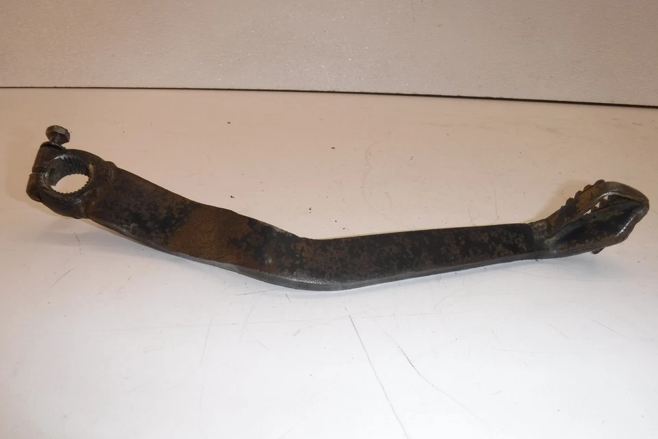 PEDAL FRENO TRASERO DERECHO YAMAHA 214-27211-00-33 Foto 4 de 4