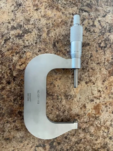 Mitutoyo 101-119 Outside Micrometer, 2-3" Range, .0001" Graduation